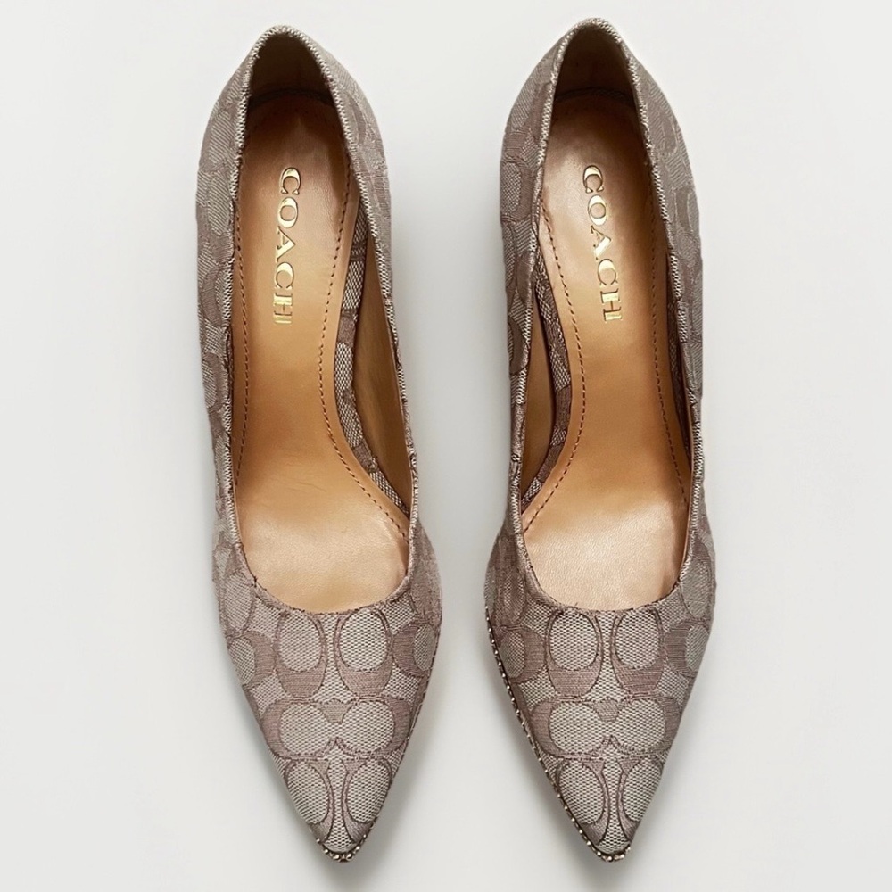 COACH Waverly Pointed Toe 3.25”Pump Designer Heels Womens Sz 9.5 Beige Monogram - Picture 2 of 14